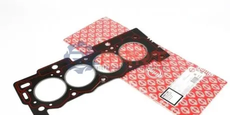 Фото Прокладка ГБЦ Citroen Berlingo/Peugeot Partner 1.1/1.4i 96- ELRING (984136) зображення 1