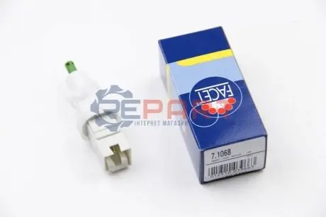 Вимикач ліхтаря сигналу гальма. FACET 7.1068 Купити в Україні