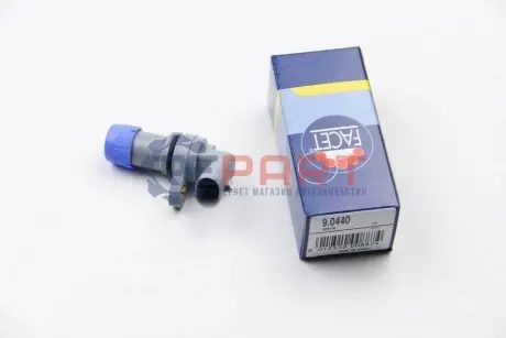 Датчик коленвала Fiat BRAVO II/ Opel ASTRA H, VECTRA C 1.9D/2.4D/3.2 02- FACET 9.0440
