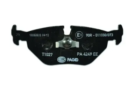 Колодки гальмівні (задні) BMW 3 (E30/E36) 86-99/5 (E34) 87-96/7 (E32) 85-94/Z1 88-91/Z3 (E36) 97-03 HELLA 8DB355007-421