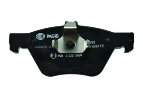DB Тормозные колодки передн.W210/211/220Chrysler 300C HELLA 8DB 355 007-861 Купити в Україні