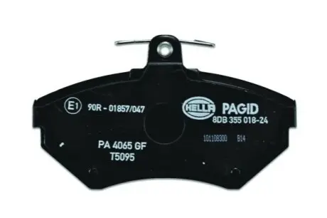 Колодки гальмівні (передні) Seat Cordoba/Ibiza/VW Caddy/Golf/Polo 91-04 HELLA 8DB355018241
