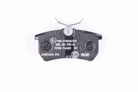 Колодки гальмівні (задні) Ford Focus 98-05/Fiesta V/VI 05 HELLA 8DB355018411