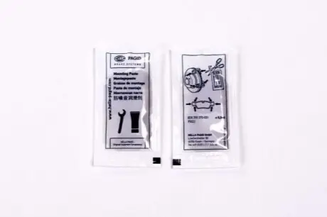 Монтажна паста для гальмiвних колодок 5ml HELLA 8DX355370-031 Купити в Україні