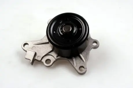 Насос охолоджуючої рідини, з ущільненням SUBARU TREZIA TOYOTA AURIS, COROLLA, URBAN CRUISER, VERSO S, YARIS 1.4D 08.05 HEPU P7670