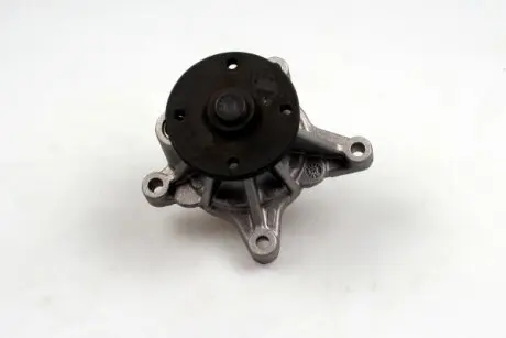 Насос охолоджуючої рідини, з ущільненням HYUNDAI ACCENT IV, CRETA, ELANTRA IV, ELANTRA V, ELANTRA VI, ELANTRA VII, I20 I, I30, I40 I, I40 I CW, IX20, IX35, KONA, SOLARIS, TUCSON 1.4-2.0 05.06 HEPU P7744