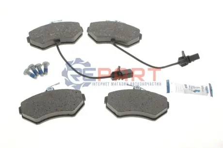 Фото Колодки тормозные (передние) Audi A4 94-08/Seat Exeo 08-13/VW Passat B5 96-00 (+датчики)) ICER (181157203) изображение 1