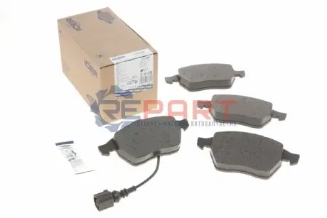 Колодки гальмівні (передні) Audi A3/TT/Seat Leon/Skoda Octavia/VW Golf 96-10/Polo 05-09 (+датчик) ICER 181396 Купити в Україні