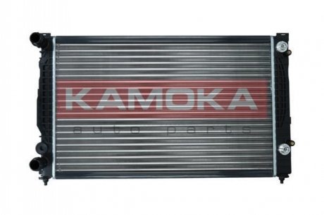 Радиатор охлаждения Audi A4/A6/VW Passat 96-05 KAMOKA 7705008