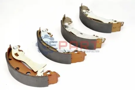 Гальмівна колодка ALFA ROMEO 33 ARO 10, 240-244 CITROEN C15 DACIA 1300, 1307, 1310, SOLENZA FIAT 131, 132, ARGENTA, CAMPAGNOLA, REGATA FSO 132P PEUGEOT 204, 304, 305, 305 I 1.0-3.1D 10.65 LPR 00720 Купити в Україні