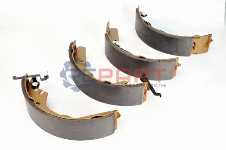 Комплект гальмівних колодок LPR 03970 Купити в Україні