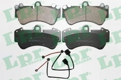 Комплект гальмівних колодок передн, MERCEDES G (W463) PORSCHE CAYENNE VW TOUAREG 3.0D-6.0 05.02-04.18 LPR 05P1226A