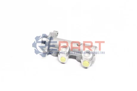 Головний гальмівний циліндр (20,64мм) OPEL ASCONA C, KADETT E 1.3-2.0 09.81-02.93 LPR 1839