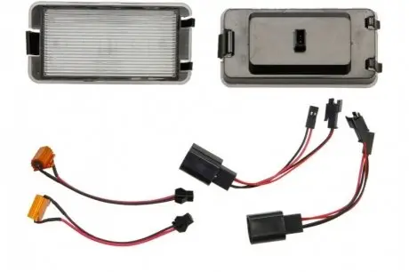 Підсвітка номерного знаку LED, комплект колір світла: білий, 12В,, без дозволу використання на дорогах загального використання SEAT AROSA, CORDOBA, IBIZA III, LEON, TOLEDO III 02.93-11.09 M TECH CLP044