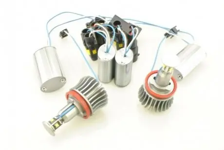 Элемент освещения M TECH LMH820W