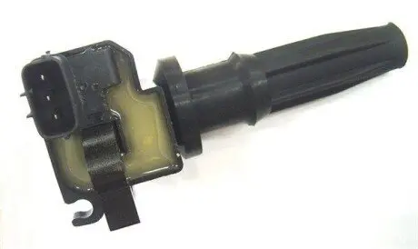 Котушка запалювання Hyundai Sonata 2.0-2.4 01-08 Magneti Marelli 060717094012 Купити в Україні