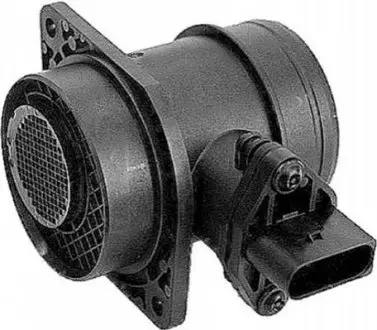 Витратомір повітря VW T5/Caddy III 1.9TDI/SDI 03- (AMMQ19681) Magneti Marelli 213719681019 Купити в Україні