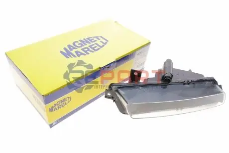 Фото 1 — Фара протитуманна BMW 1 (E82/E88) 07-13 (R) N43/N46/N47/N52/N54/N55 MAGNETI MARELLI (712401901120) Фото Фара протитуманна BMW 1 (E82/E88) 07-13 (R) N43/N46/N47/N52/N54/N55 MAGNETI MARELLI (712401901120) зображення 1