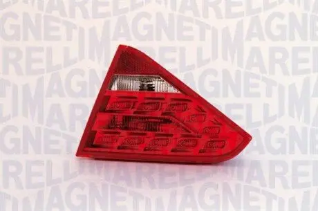 Задній ліхтар Magneti Marelli 714021680801