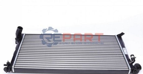 Радиатор охлаждения Citroen Berlingo/Peugeot Partner 1.8D/1.9D 96- (МКПП) (670x366x24) - MAHLE CR 433 000S MAHLE / KNECHT CR433000S