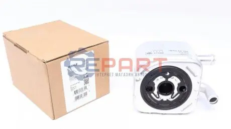 Радіатор масляний VW Passat/Audi A4/A6 2.5TDI 00- MAHLE CLC 165 000S Купити в Україні