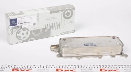 Радиатор смазки MERCEDES-BENZ 6421800165