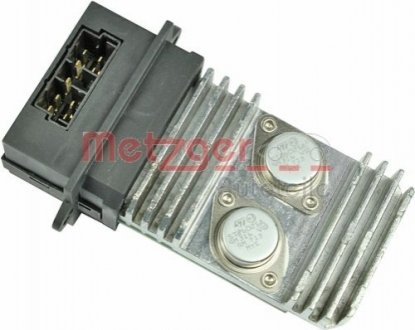 Перемикач вентилятора салону RENAULT MEGANE I SCENIC I 7701040562 METZGER 0917166