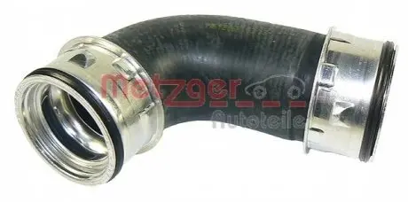 Патрубок інтеркулера (зверху) (R) VW Golf V/Passat 2.0 TDI 05-13 METZGER 2400102 Купити в Україні