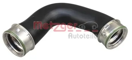 Патрубок інтеркулера (нижній) (R) Audi A3/Skoda Octavia/VW Golf V/Touran 2.0 TDI 05-12 METZGER 2400133 Купити в Україні