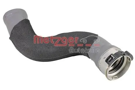 Патрубок інтеркулера Renault Kangoo/Megane III 1.5 dCi 08 METZGER 2400502 Купити в Україні