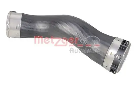 Патрубок інтеркулера BMW 5 (F10) 11-16 N47 D20 METZGER 2400970