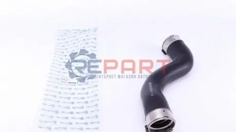 Патрубок інтеркулера (L) MB C-class (W204)/E-class (W212) 09-16 MEYLE 0140360024 Купити в Україні