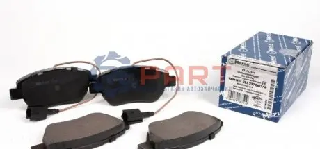 Комплект гальмівних колодок передн, ABARTH 500 / 595 / 695, 500C / 595C / 695C ALFA ROMEO MITO CITROEN E-MEHARI, NEMO FIAT 500, 500 C, FIORINO, GRANDE PUNTO, LINEA, PUNTO 0.9-Electric 06.05 Meyle 0252370617W Купити в Україні