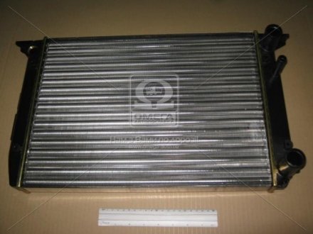 Радиатор охлаждения AUDI 80/90 (B3) (86-) 1.4 (выр-во) NISSENS 604611
