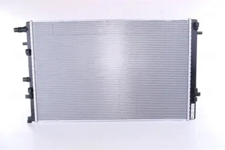 Радиатор двигателя NISSENS 606762 Купить в Украине