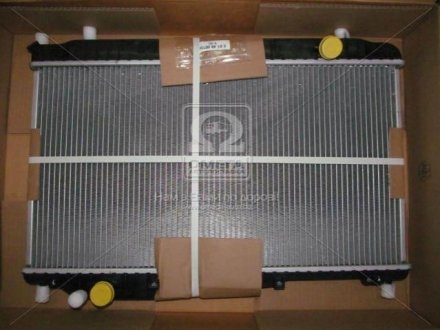 Радиатор охлаждения CHEVROLET EVANDA (02-) 2.0 и 16V (выр-во) NISSENS 61638