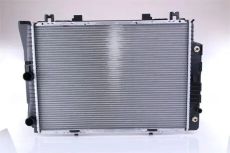 Радіатор двигуна MERCEDES S (W140) 2.8/3.2 03.91-10.98 NISSENS 62746A Купити в Україні