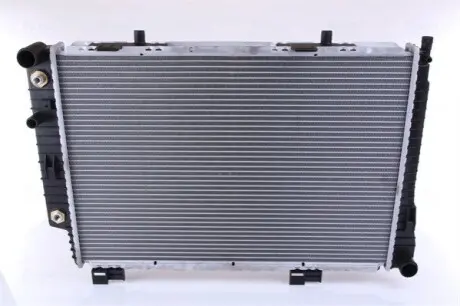 Радиатор, охлаждение двигателя NISSENS 62749A