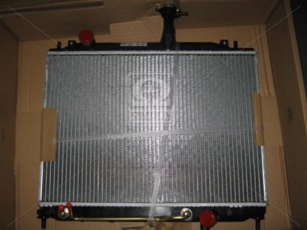 Радиатор охлаждения двигателя HYUNDAI ACCENT (MC) (05-) 1.5 CRDi (выр-во) NISSENS 67504