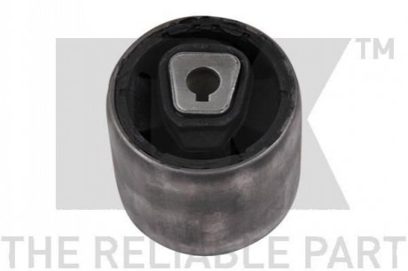 Сайлентблок рычага BMW P. E90/91/92 320-335 XDRIVE NK 5101556