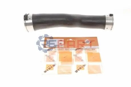 Патрубок інтеркулера (R) BMW 5 (F10/F07) 2.0d 10-16 (B47/N47) NRF 166085 Купити в Україні