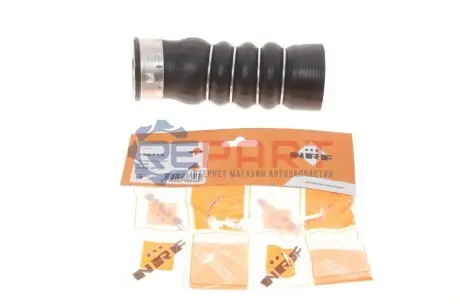 Патрубок інтеркулера (нижній) (R) Skoda Superb II/Octavia II 1.9TDI/2.0TDI 03-13 NRF 166113 Купити в Україні