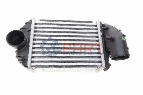 Радіатор інтеркулера Audi A4/VW Passat B5 2.5D 97-05 NRF 30133 Купити в Україні