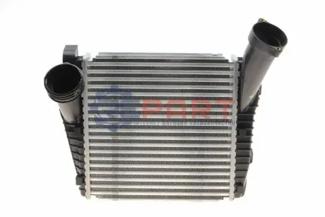 Радіатор інтеркулера Audi Q7/Porsche Cayenne 4.2TDI/S4.5 02-18 NRF 30293 Купити в Україні