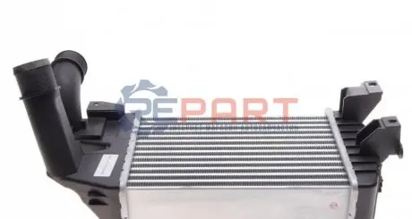 Радіатор інтеркулера Opel Astra H/Zafira 1.3-1.9D 04- NRF 30307 Купити в Україні