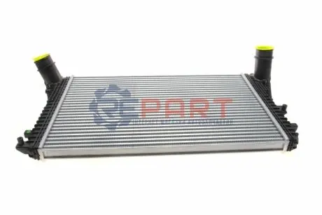 Радіатор інтеркулера VW Caddy III/IV 1.6-2.0 TDI 10- NRF 30316 Купити в Україні