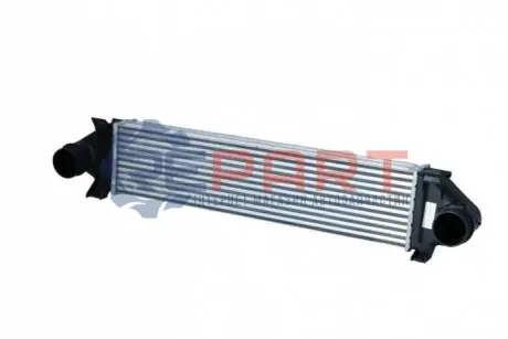 Радіатор інтеркулера Land Rover Freelander 2.2D 06-14 NRF 30374