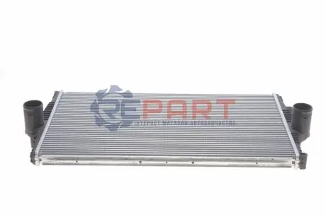 Радіатор інтеркулера Volvo S60/S80/V70/XC70 2.0-2.9 98-04 NRF 30501 Купити в Україні