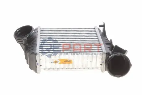 Радіатор інтеркулера VW Passat B5.5/Skoda Superb 2.5TDI 03-08 NRF 309030 Купити в Україні