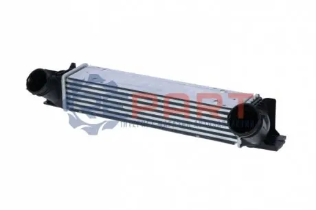 Радіатор інтеркулера BMW 1 (E81/E82/E87/E88)/3 (E90-E93)/X1 (E84) 2.0D N47 04-15 NRF 30907A Купити в Україні